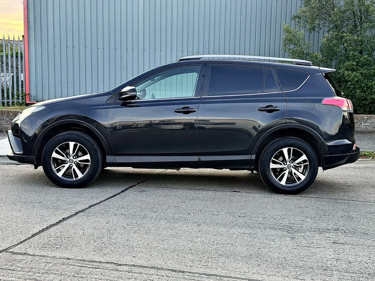 Toyota RAV4 SUV, Diesel, 2017, Black
