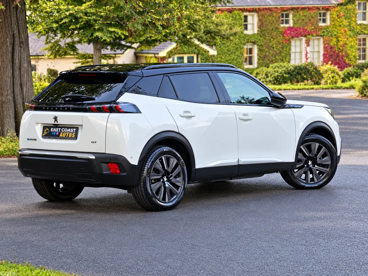 Peugeot 2008 SUV, Electric, 2022, White