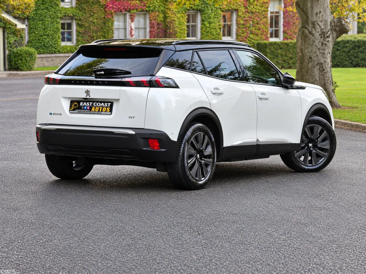 Peugeot 2008 SUV, Electric, 2022, White