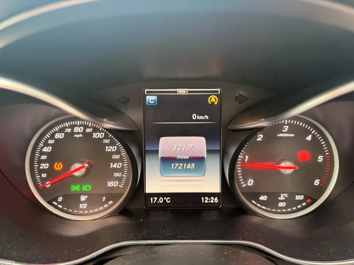 Mercedes-Benz C-Class Saloon, Diesel, 2015, White