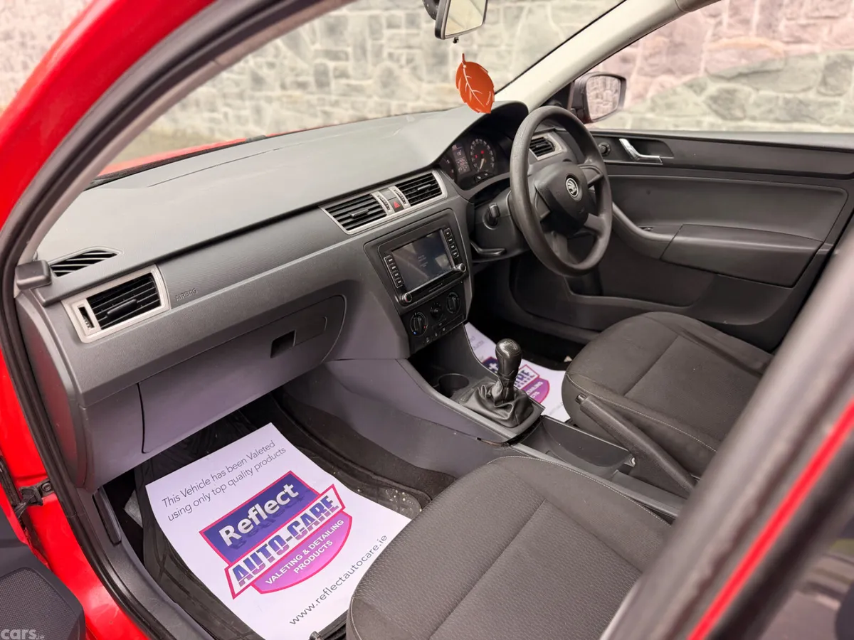 Skoda Rapid Saloon, Petrol, 2013, Red