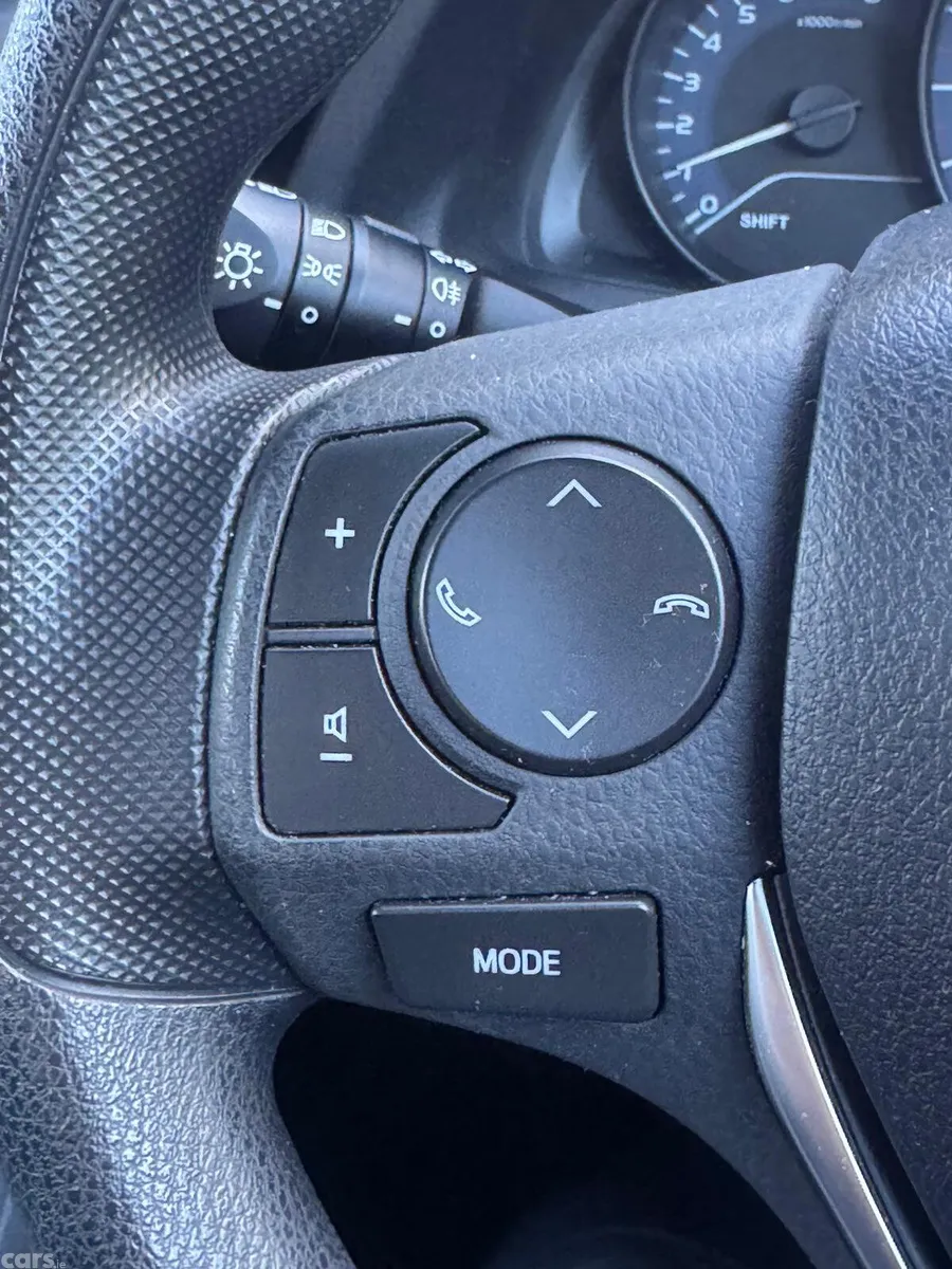 Toyota Corolla Saloon, Petrol, 2017, Grey