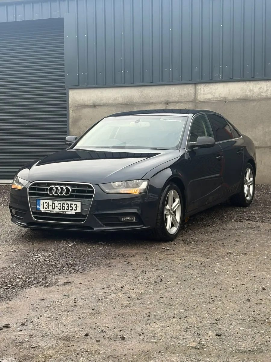 Audi A4 Saloon, Diesel, 2013, Blue