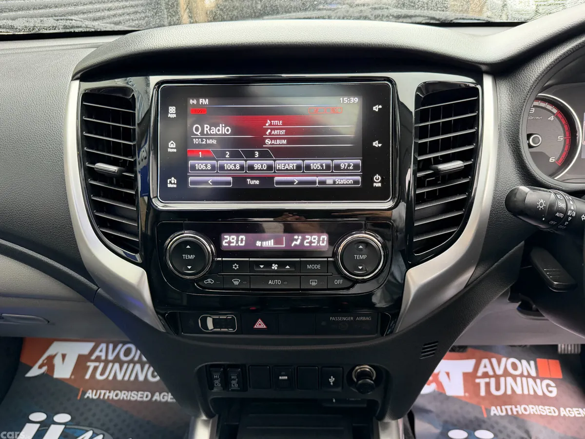 Mitsubishi L200 Pick Up, Diesel, 2019, White