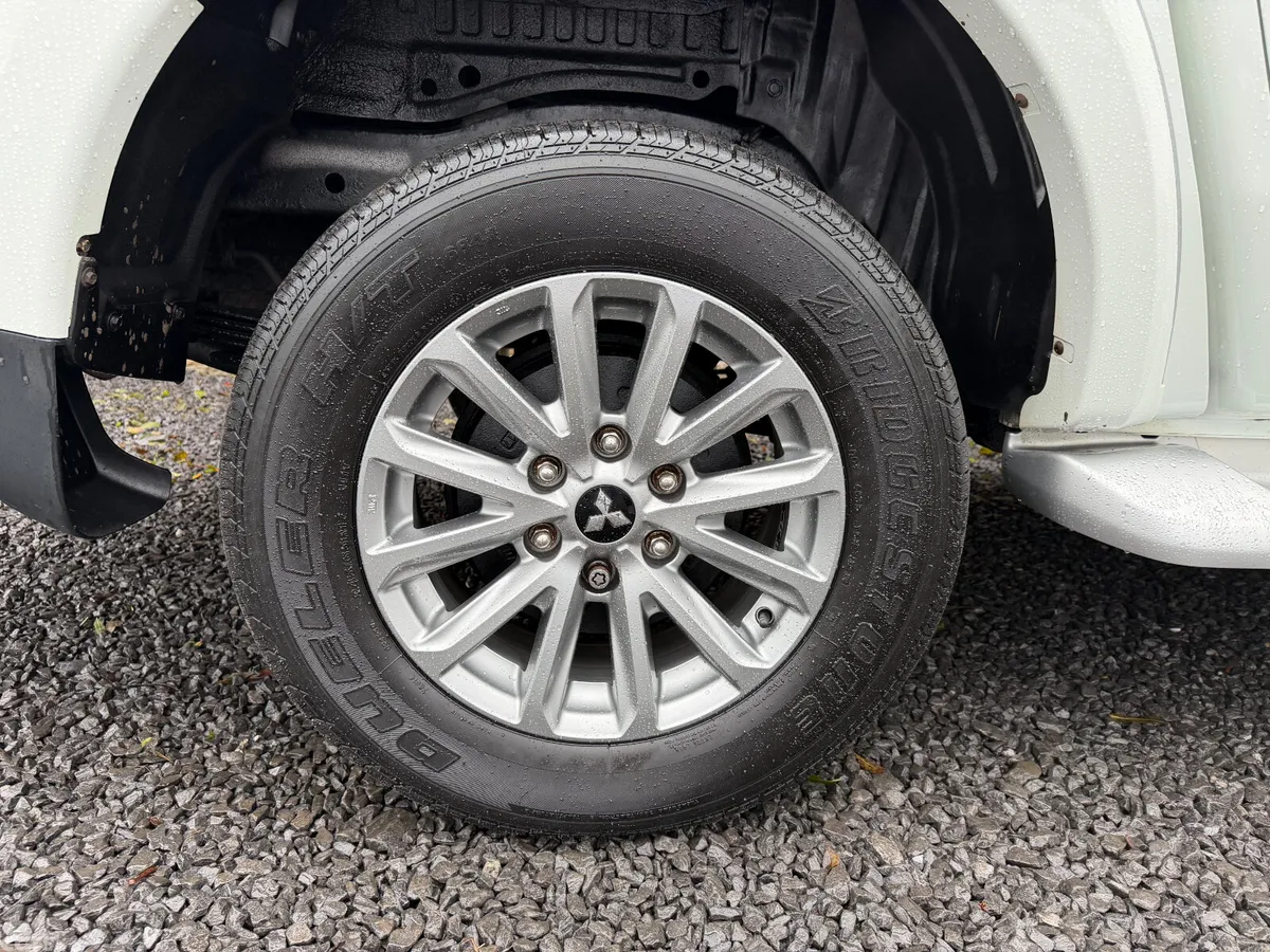 Mitsubishi L200 Pick Up, Diesel, 2019, White