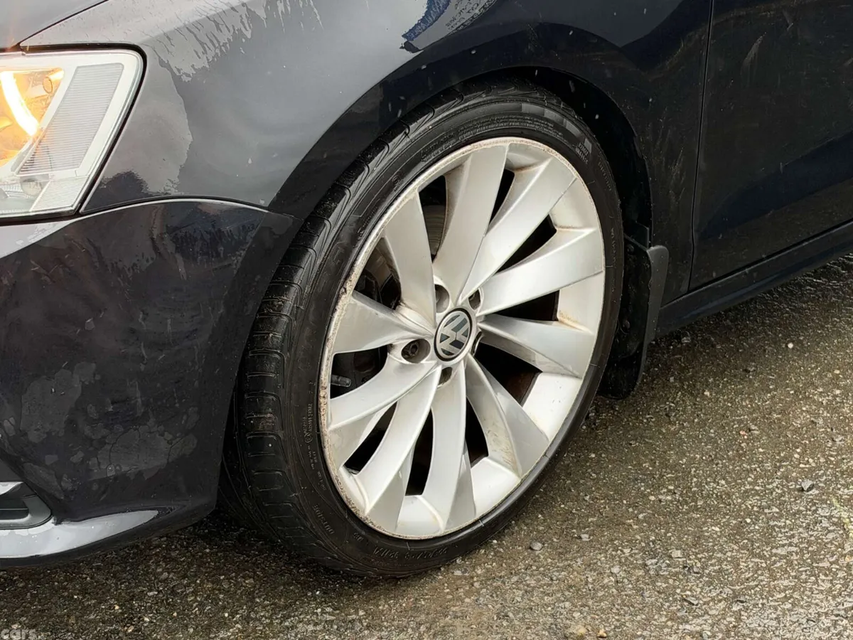 Volkswagen Jetta Saloon, Diesel, 2016, Black