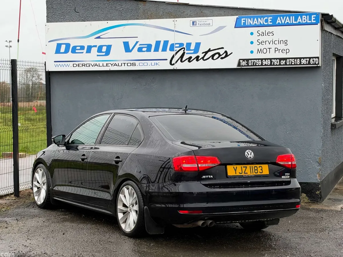 Volkswagen Jetta Saloon, Diesel, 2016, Black