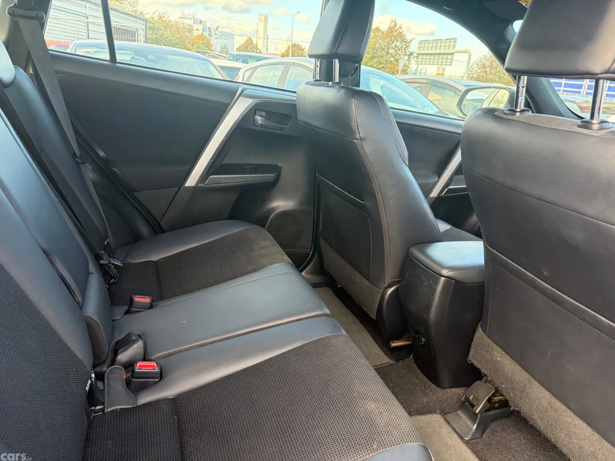 Toyota RAV4 SUV, Diesel, 2016, Brown