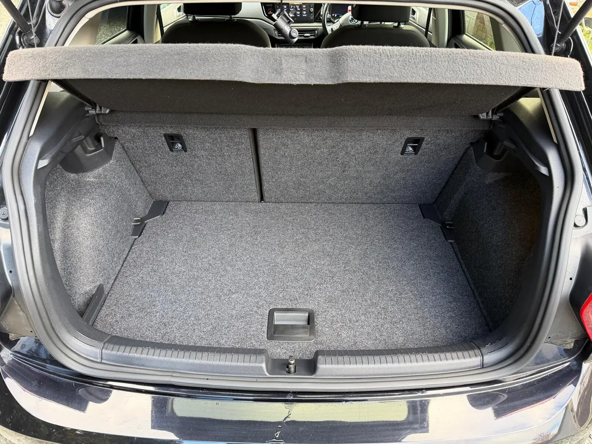 Volkswagen Polo Hatchback, Petrol, 2021, Black