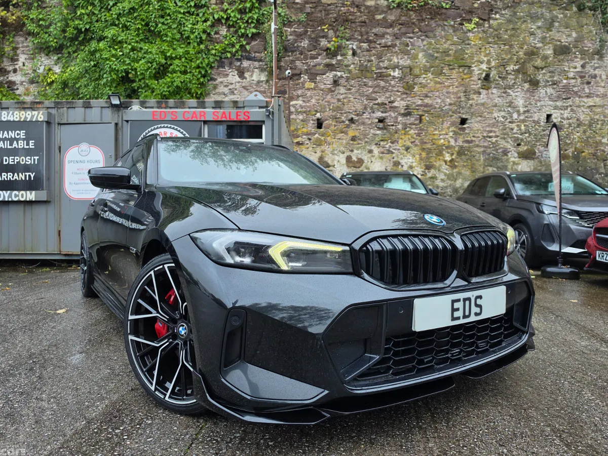 BMW 3-Series Estate, Petrol Hybrid, 2023, Black