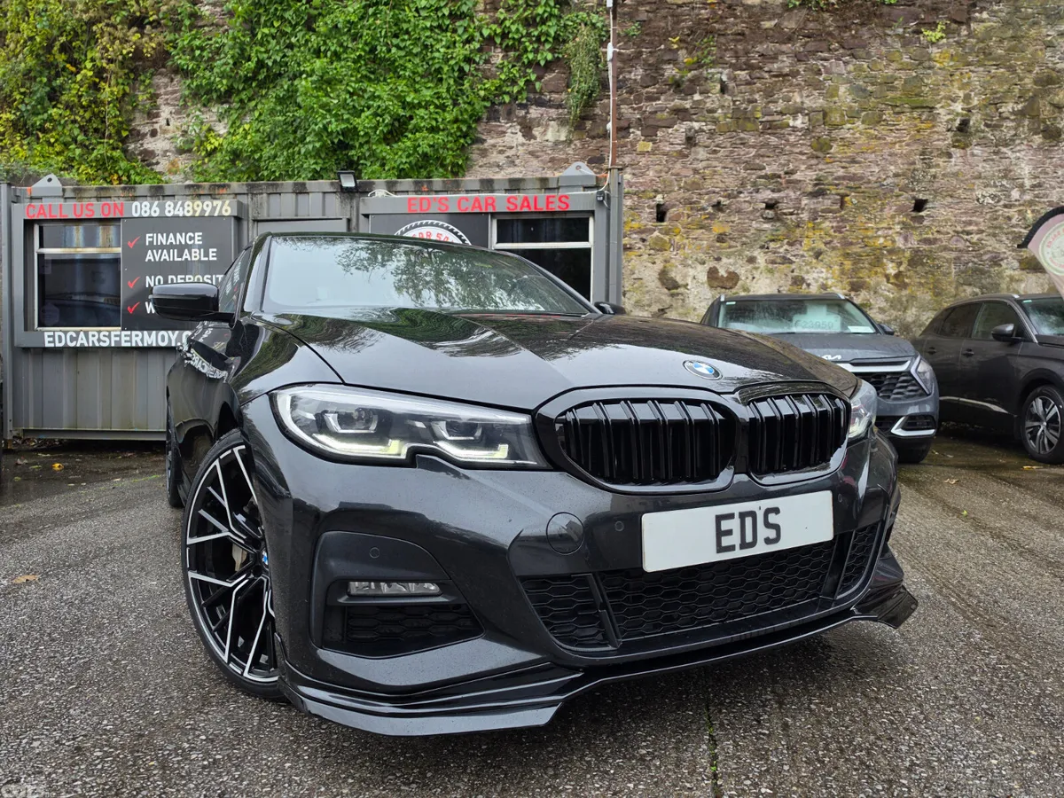 BMW 3-Series Saloon, Petrol Hybrid, 2020, Black