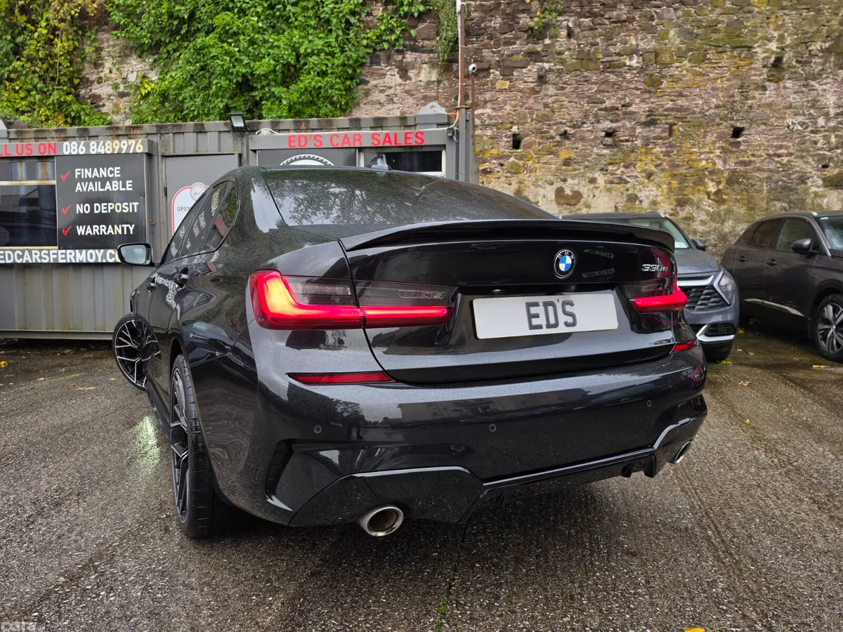 BMW 3-Series Saloon, Petrol Hybrid, 2020, Black