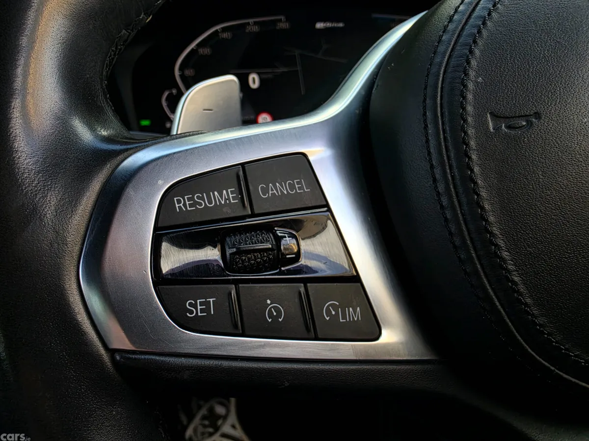 BMW 3-Series Saloon, Petrol Hybrid, 2020, Black