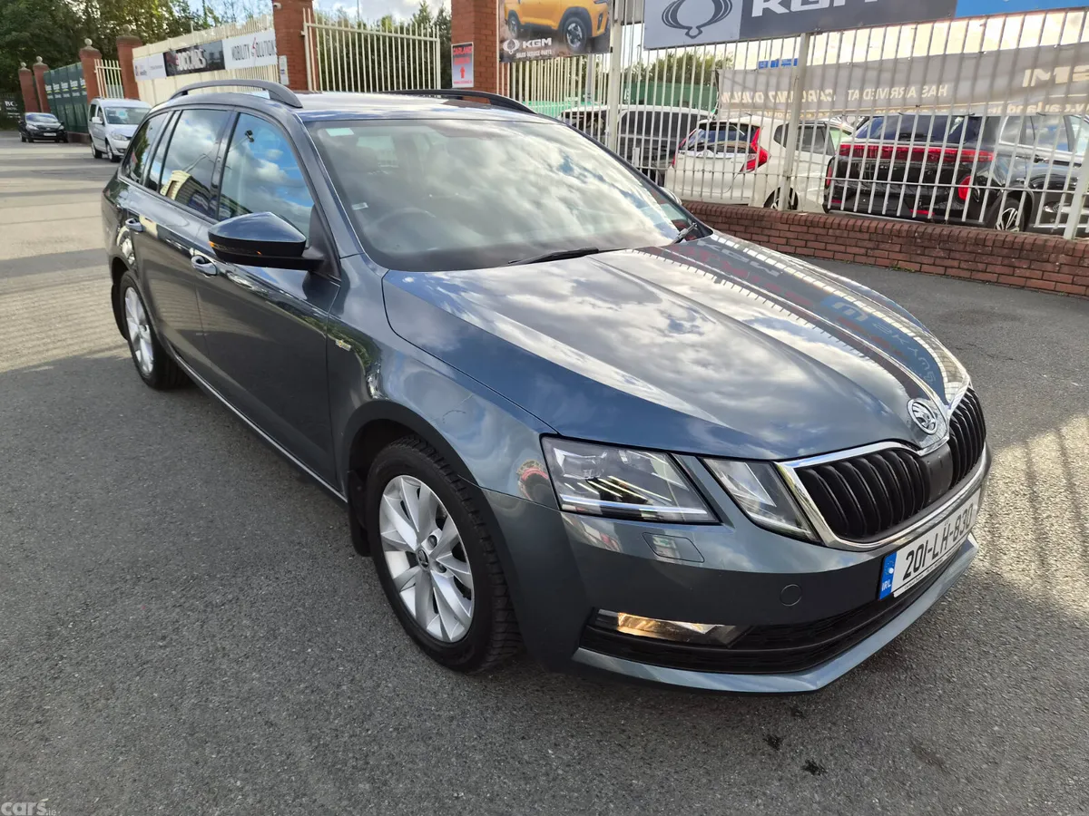 Skoda Octavia Estate, Diesel, 2020, Grey