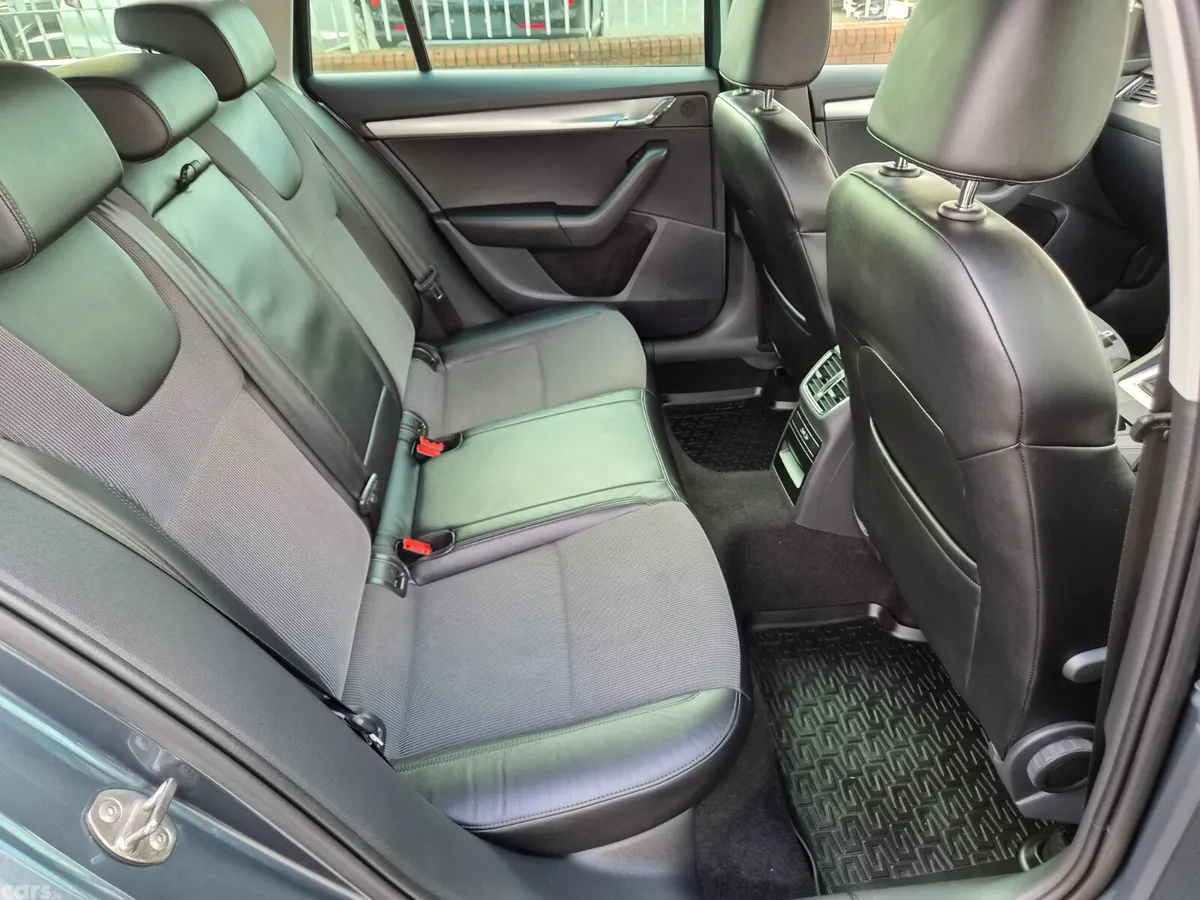 Skoda Octavia Estate, Diesel, 2020, Grey
