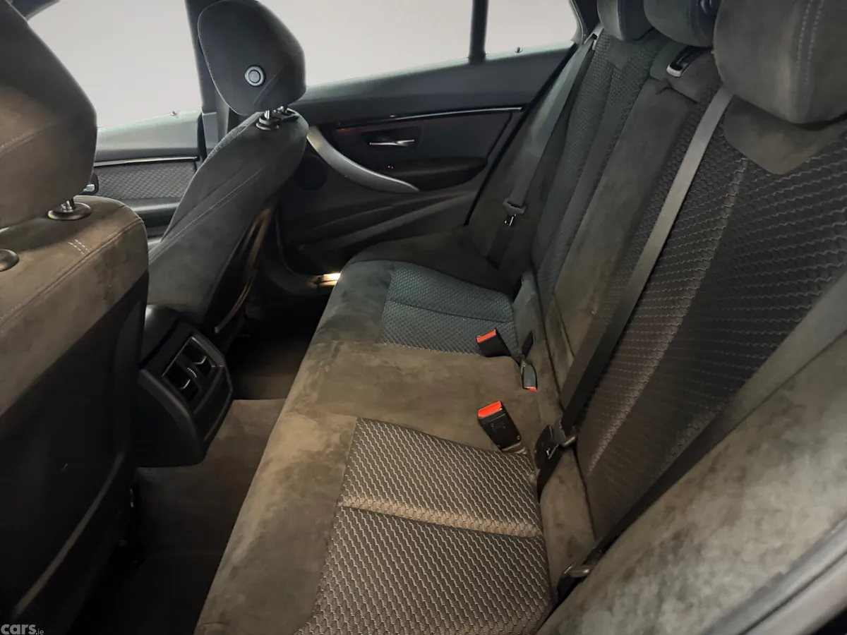 BMW 3-Series Saloon, Diesel, 2016, Black