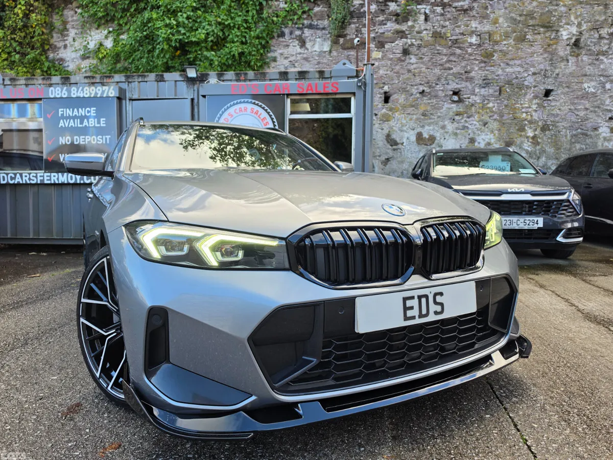 BMW 3-Series Estate, Petrol Hybrid, 2022, Grey