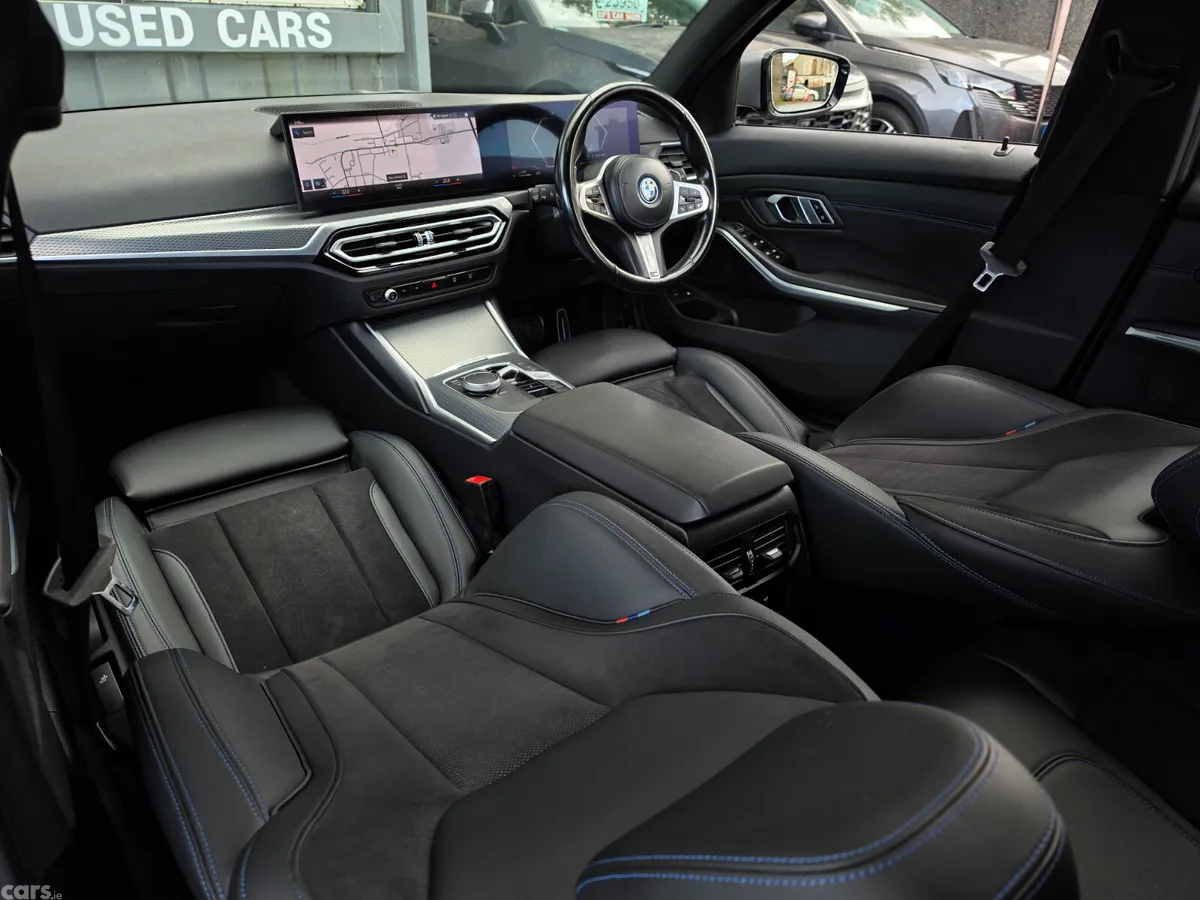 BMW 3-Series Estate, Petrol Hybrid, 2022, Grey