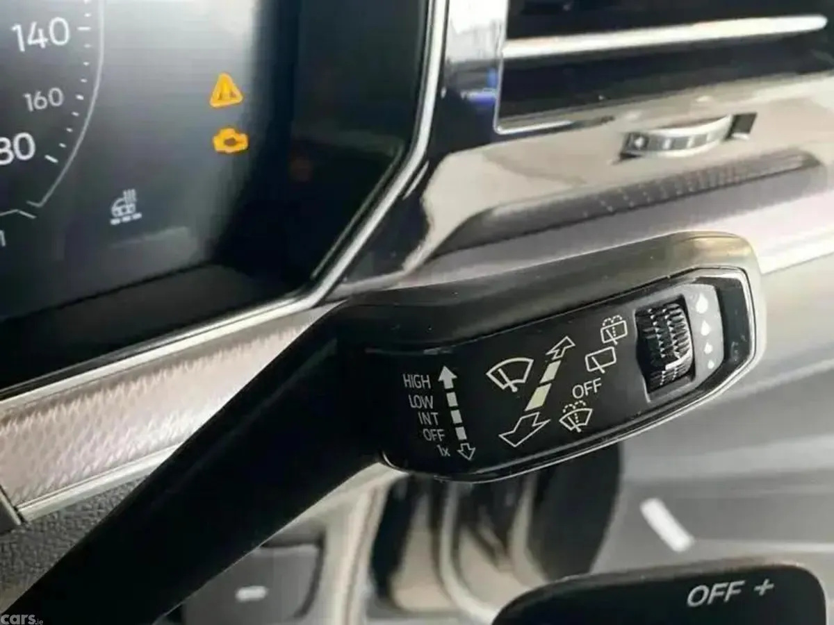 Volkswagen Touareg SUV, Diesel, 2021, Black