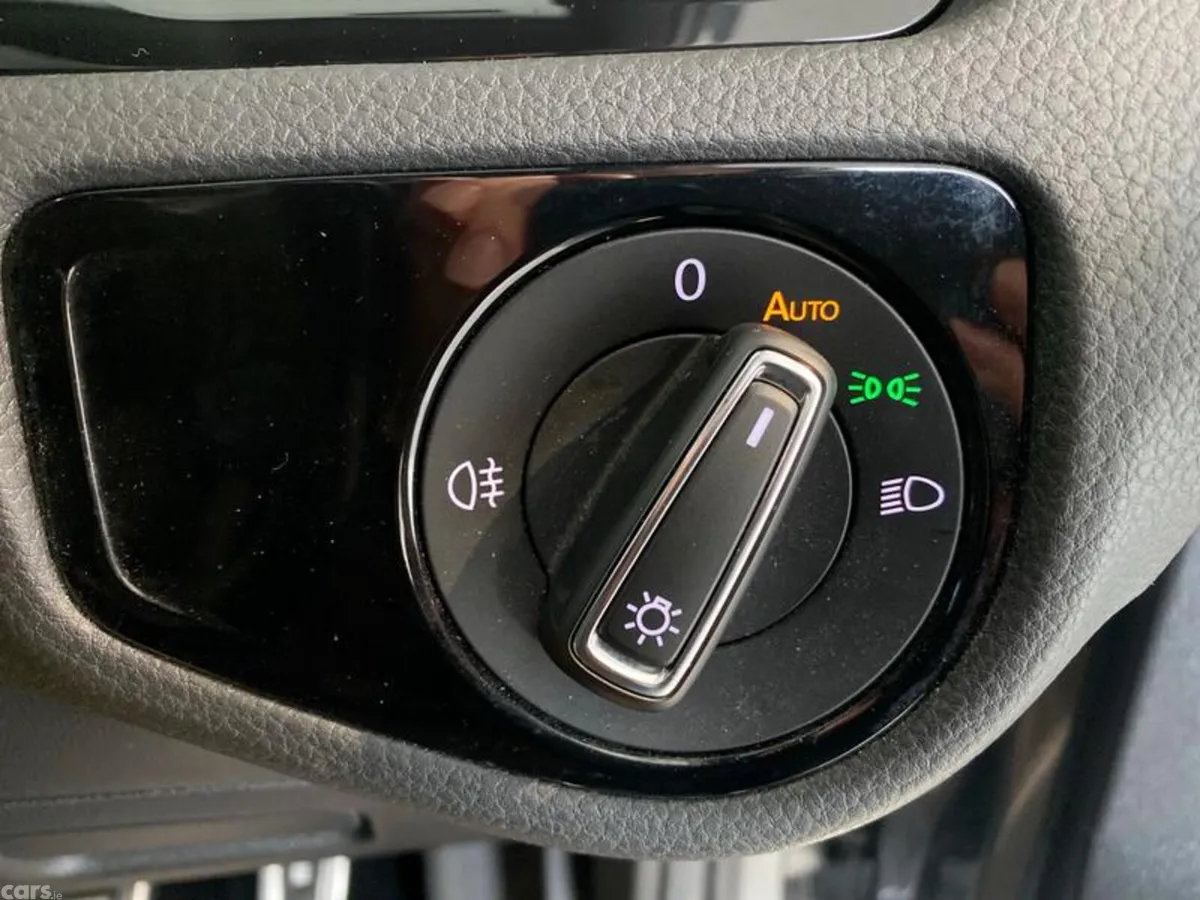 Volkswagen Golf Hatchback, Petrol, 2020, Grey