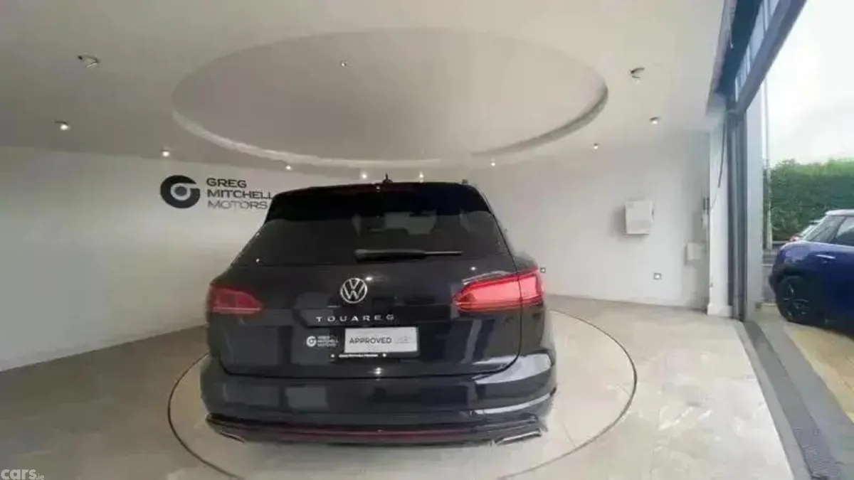 Volkswagen Touareg SUV, Diesel, 2021, Black