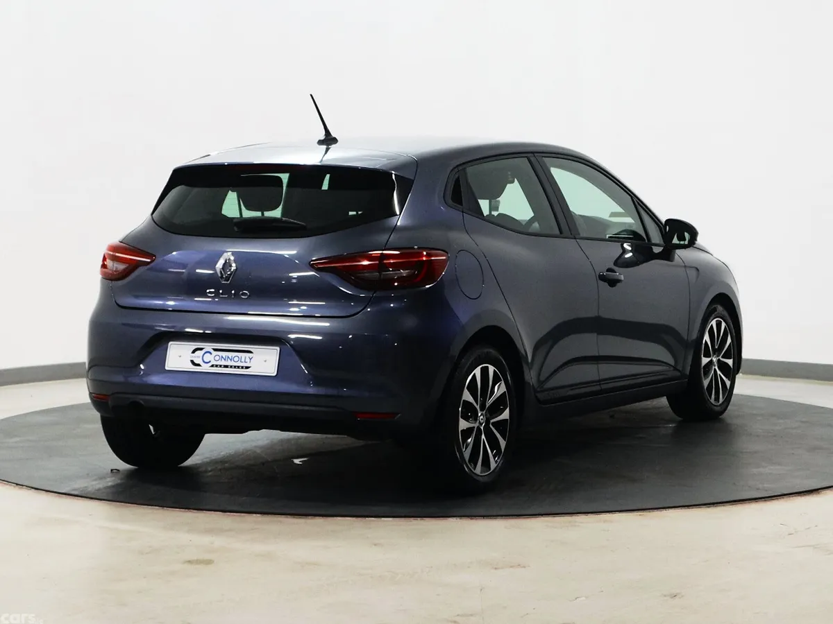 Renault Clio Hatchback, Petrol, 2023, Grey