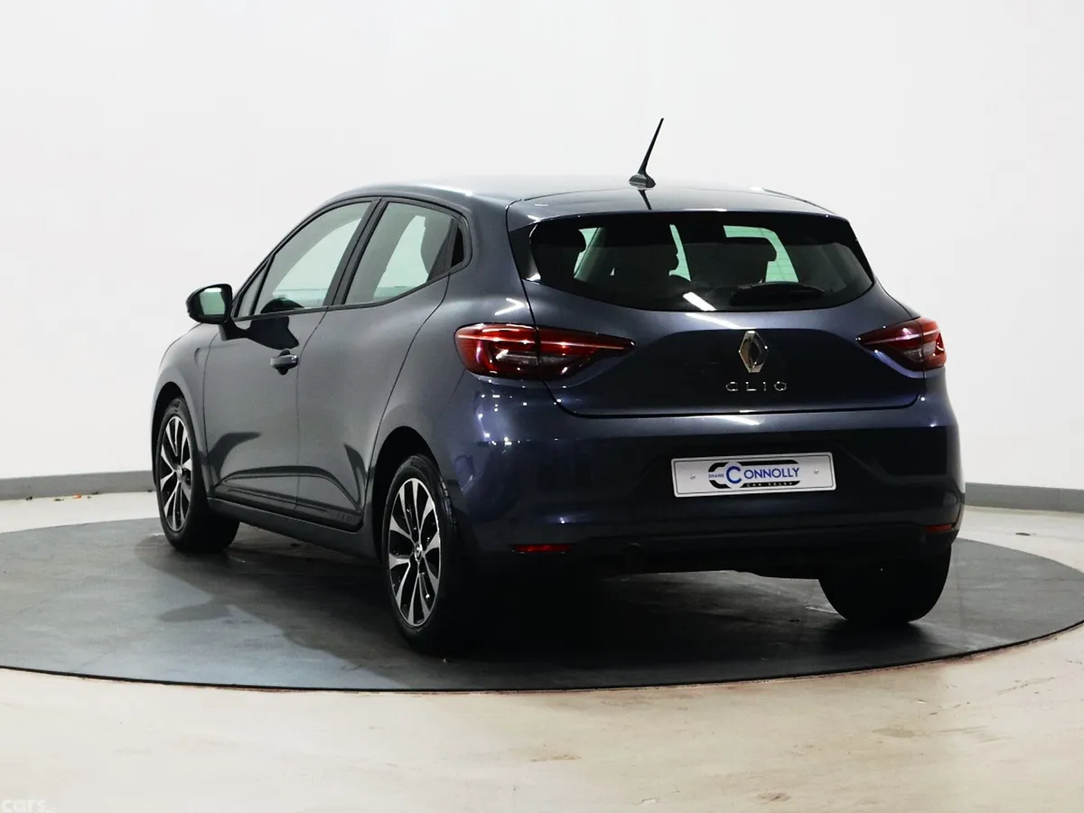 Renault Clio Hatchback, Petrol, 2023, Grey