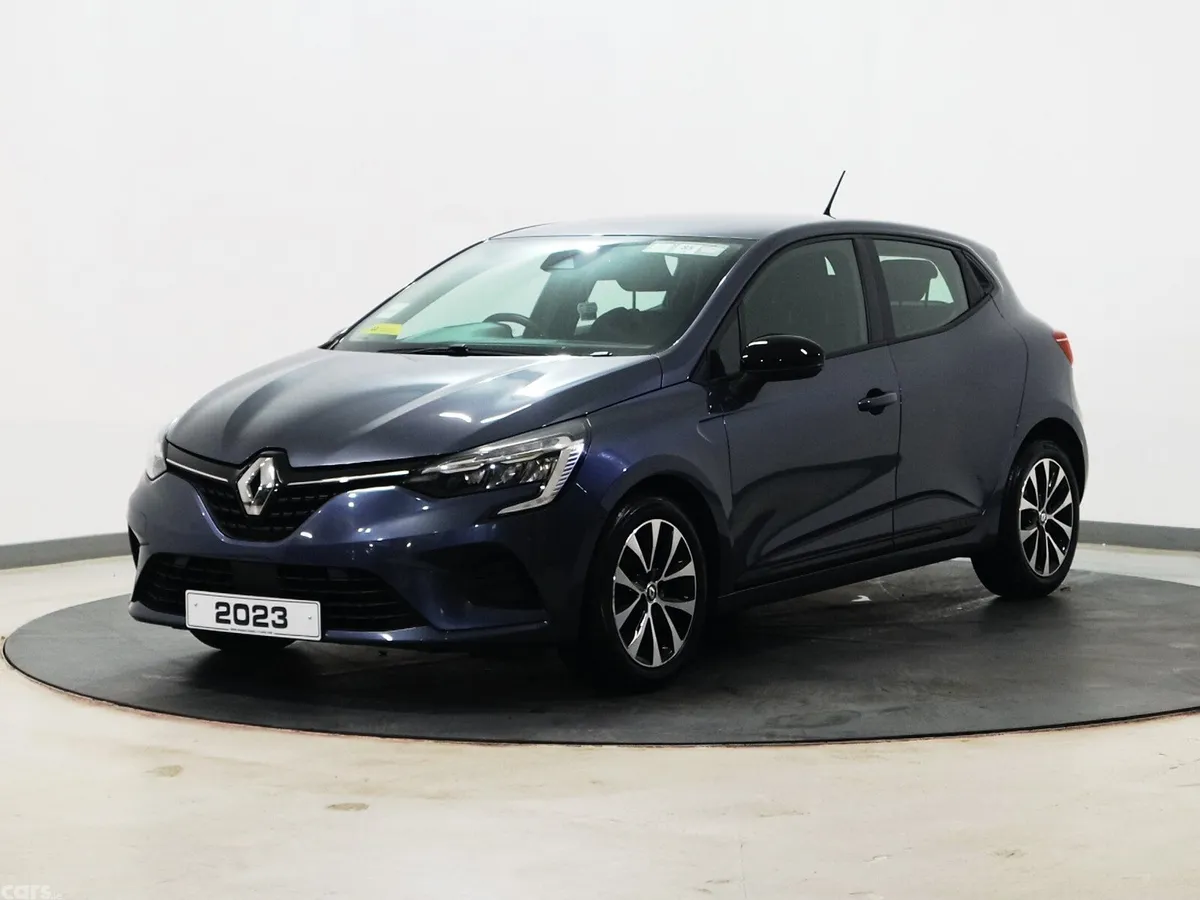 Renault Clio Hatchback, Petrol, 2023, Grey
