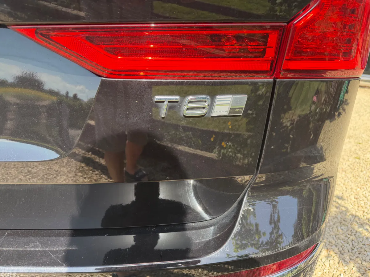 Volvo XC60 SUV, Petrol Plug-in Hybrid, 2018, Black