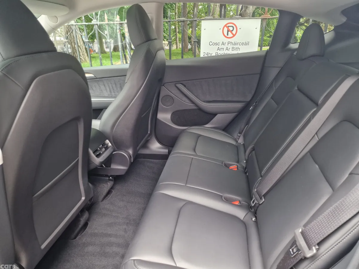 Tesla Model Y MPV, Electric, 2023, Black
