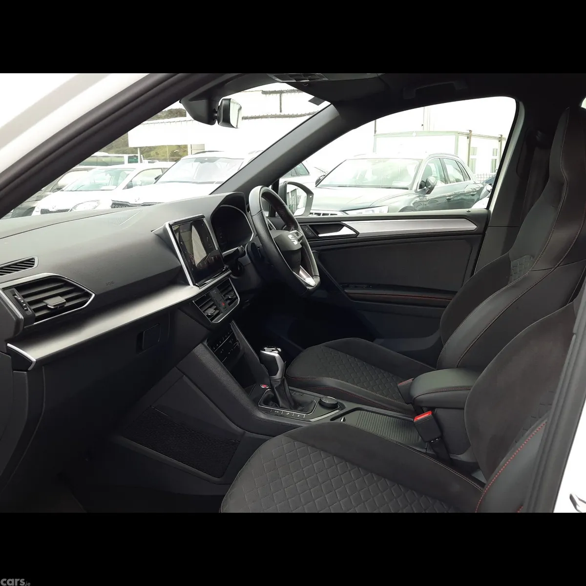 SEAT Tarraco Estate, Diesel, 2023, White