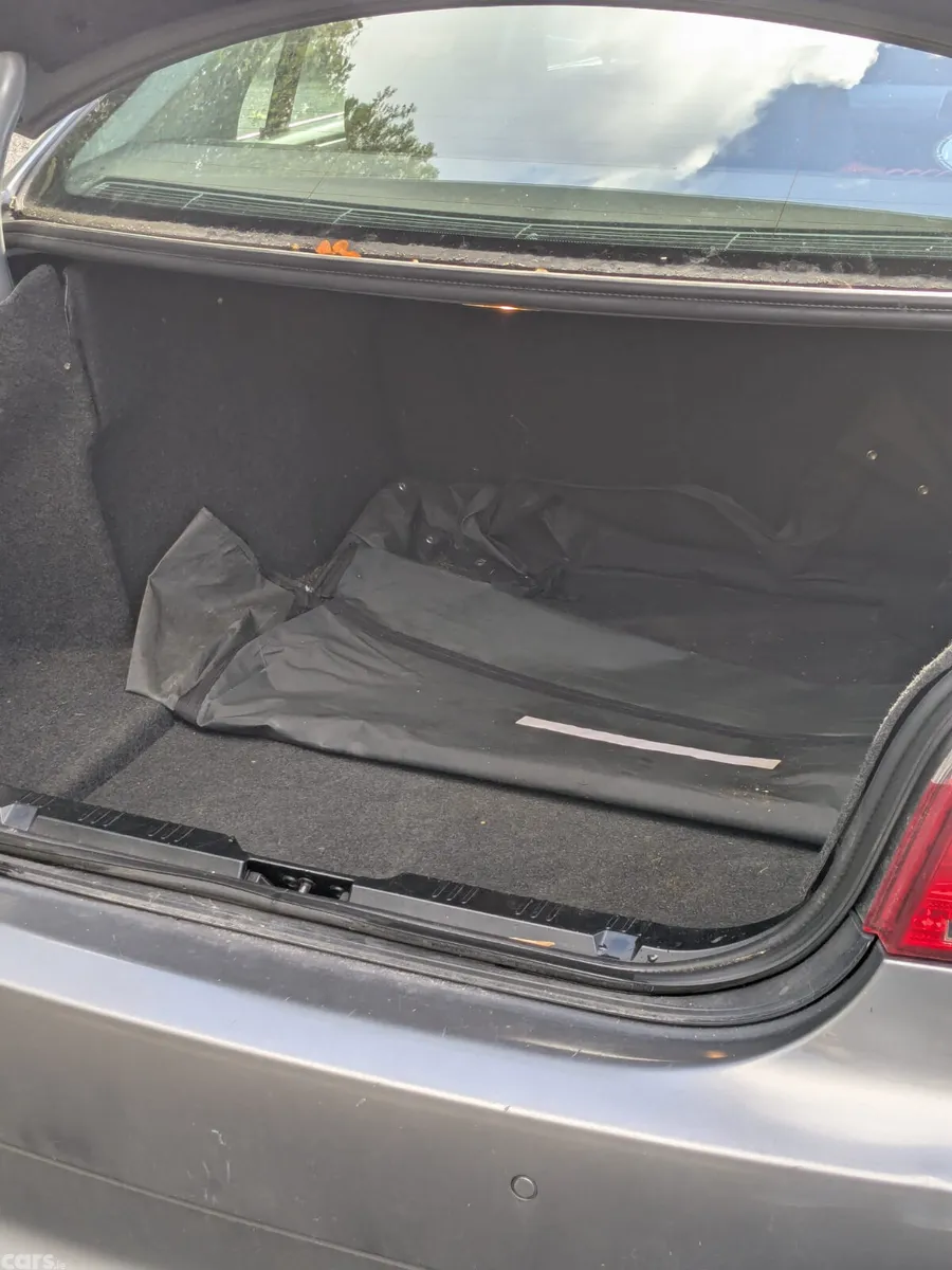BMW 5-Series Saloon, Diesel, 2008, Grey