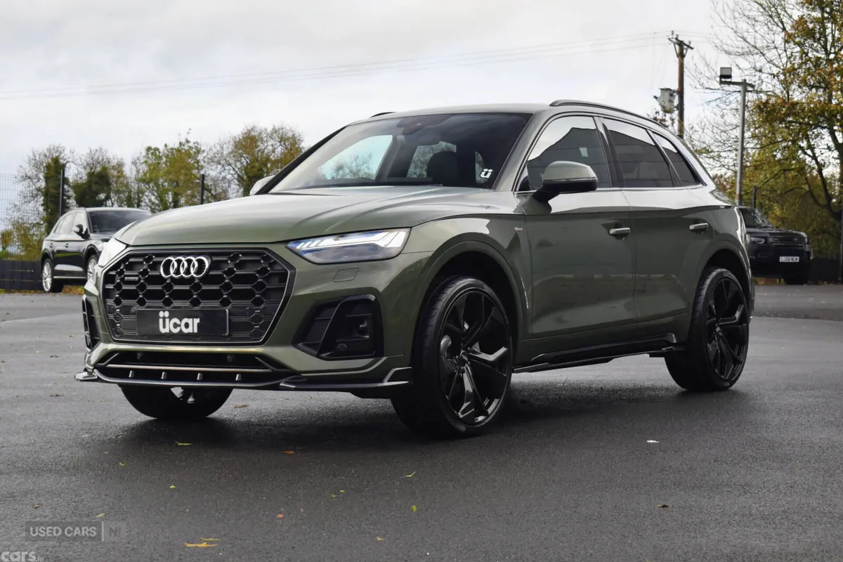 Audi Q5 SUV, Diesel Hybrid, 2023, Green