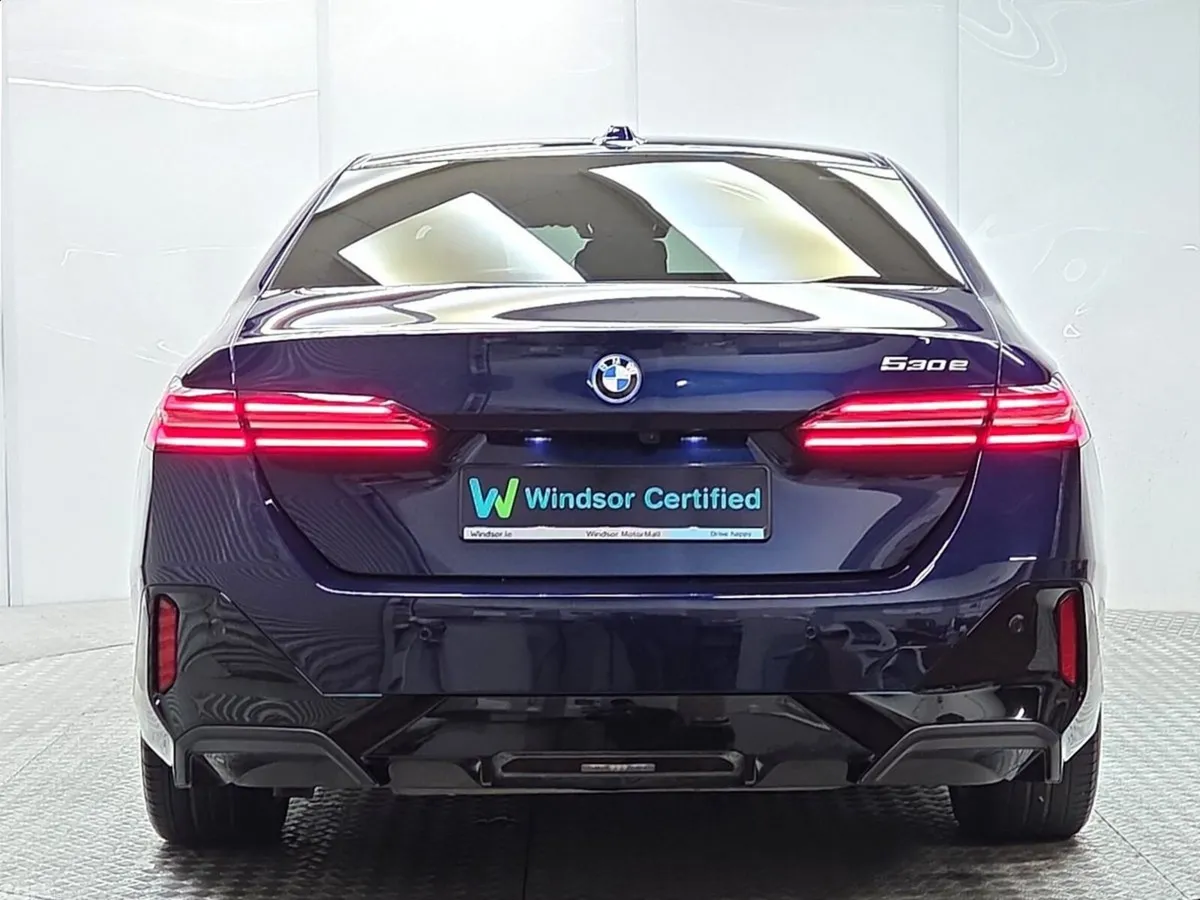 BMW 5-Series Saloon, Petrol Plug-in Hybrid, 2025, Blue