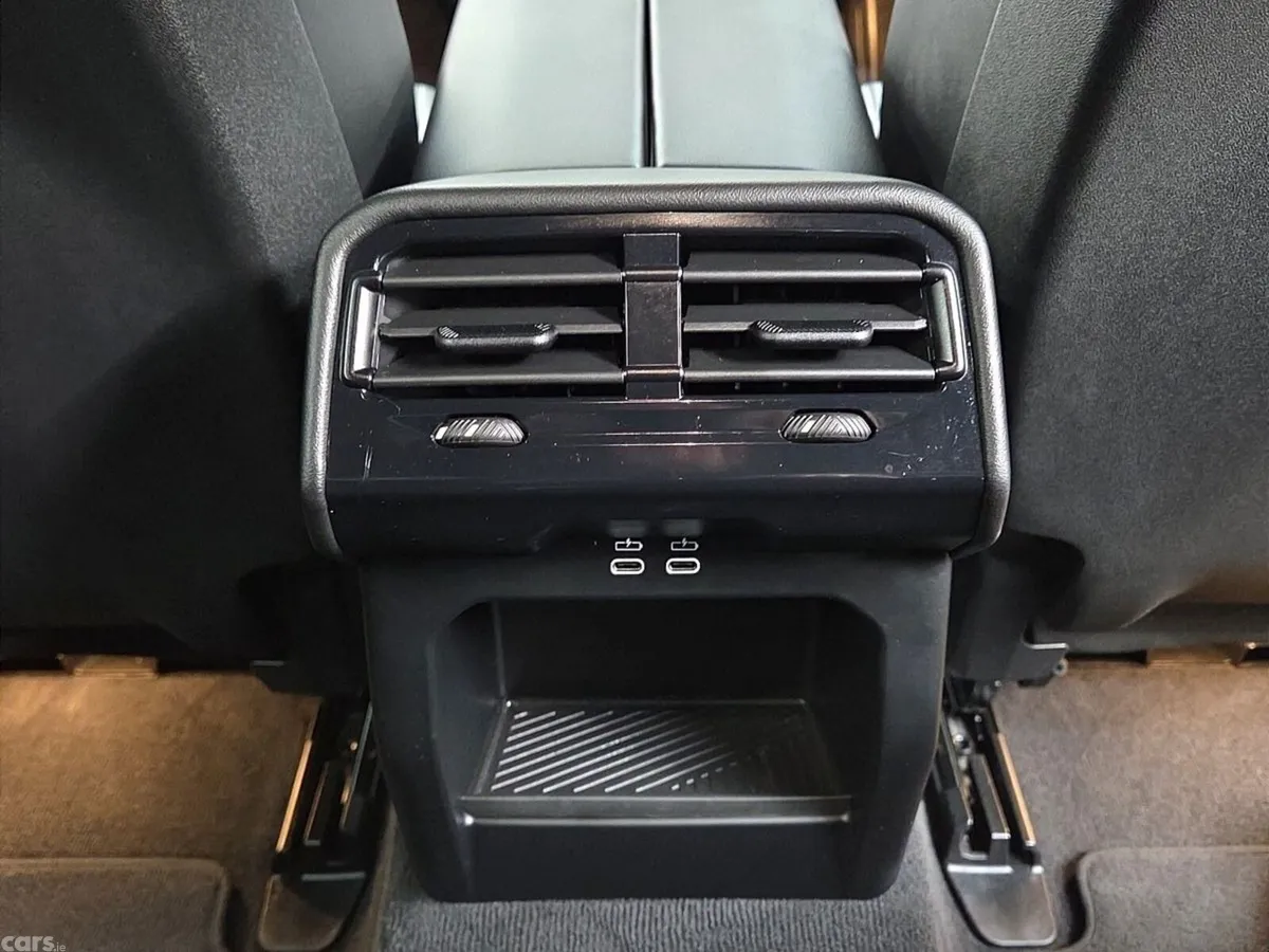 BMW 5-Series Saloon, Petrol Plug-in Hybrid, 2025, Blue