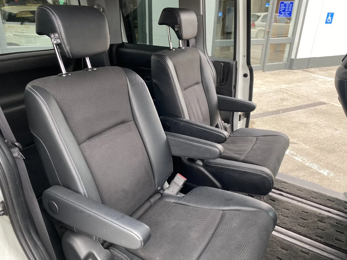 Honda Stepwagon MPV, Petrol, 2013, White