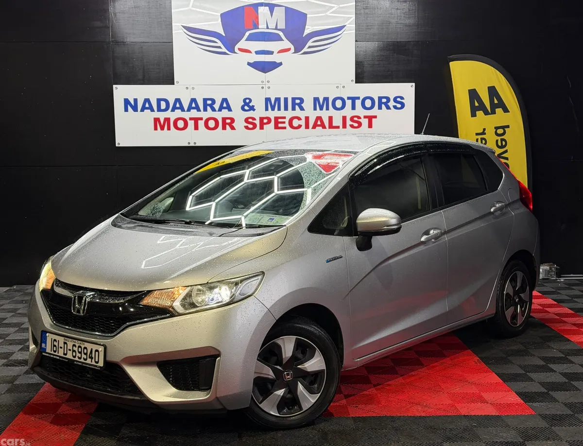 Honda Fit Hatchback, Petrol Hybrid, 2016, Silver