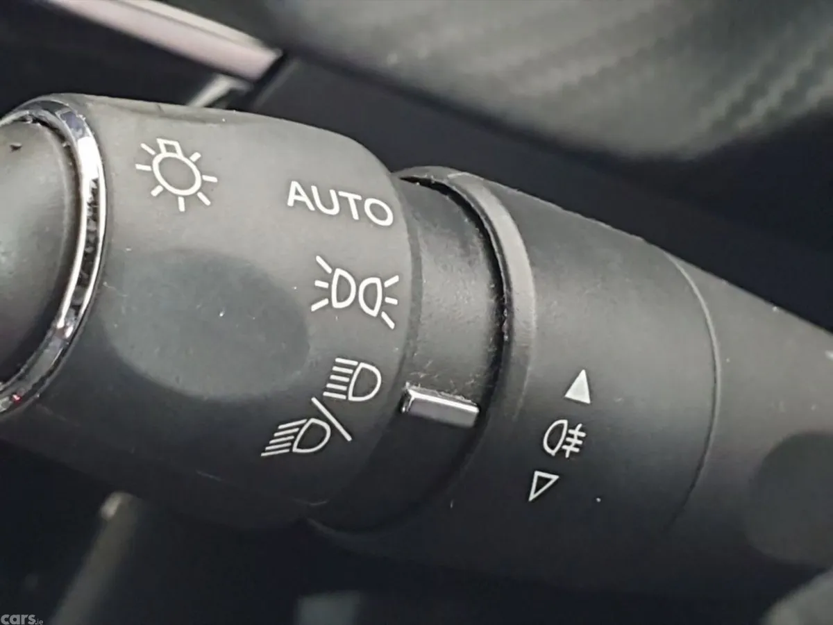 Peugeot 2008 SUV, Electric, 2024, Grey