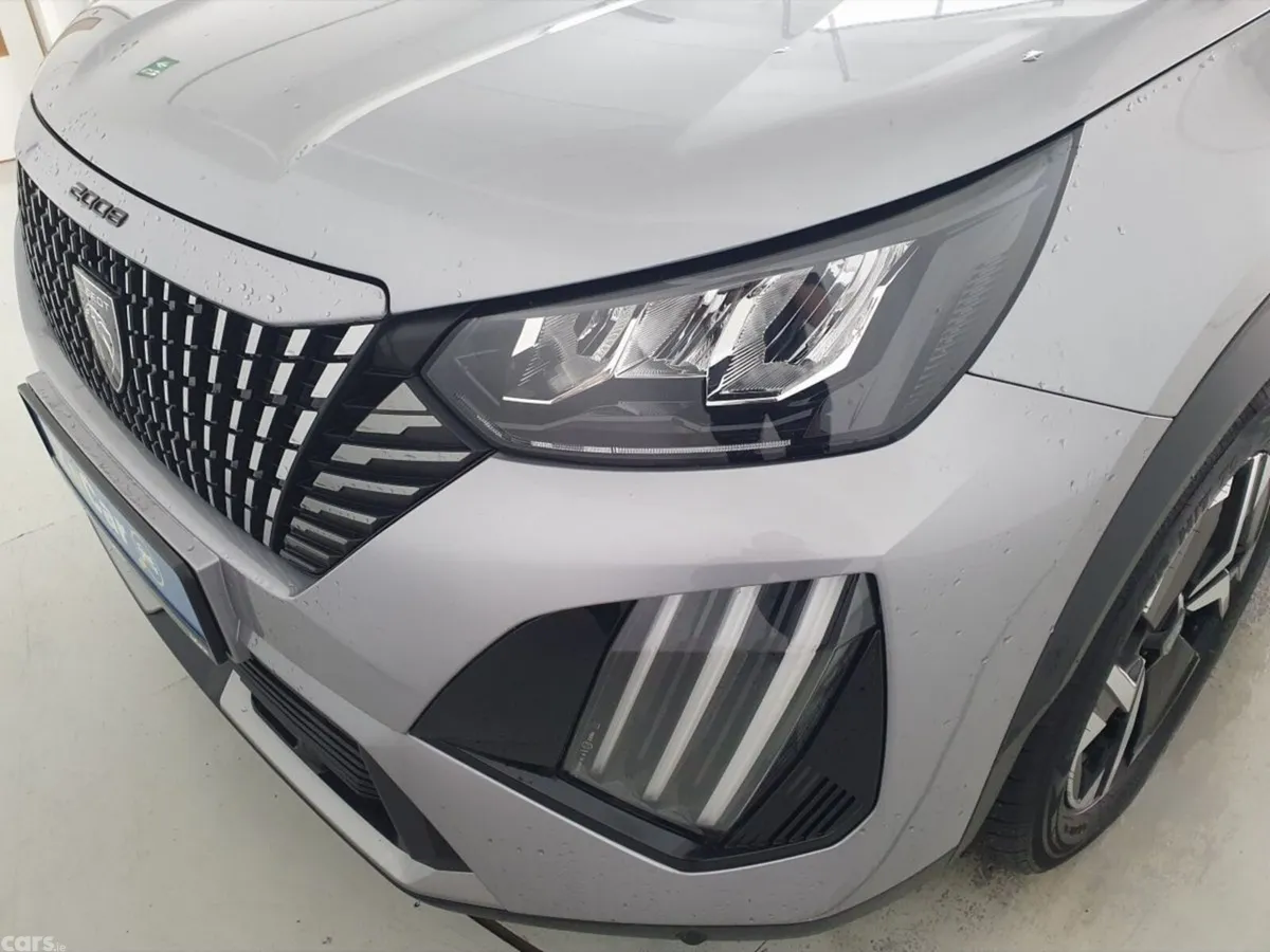 Peugeot 2008 SUV, Electric, 2024, Grey
