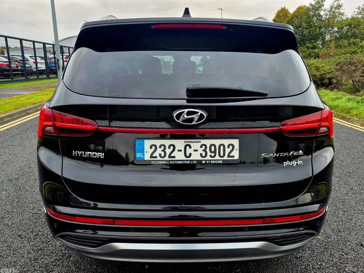 Hyundai Santa Fe SUV, Petrol Plug-in Hybrid, 2023, Black