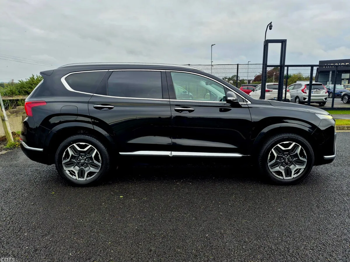 Hyundai Santa Fe SUV, Petrol Plug-in Hybrid, 2023, Black