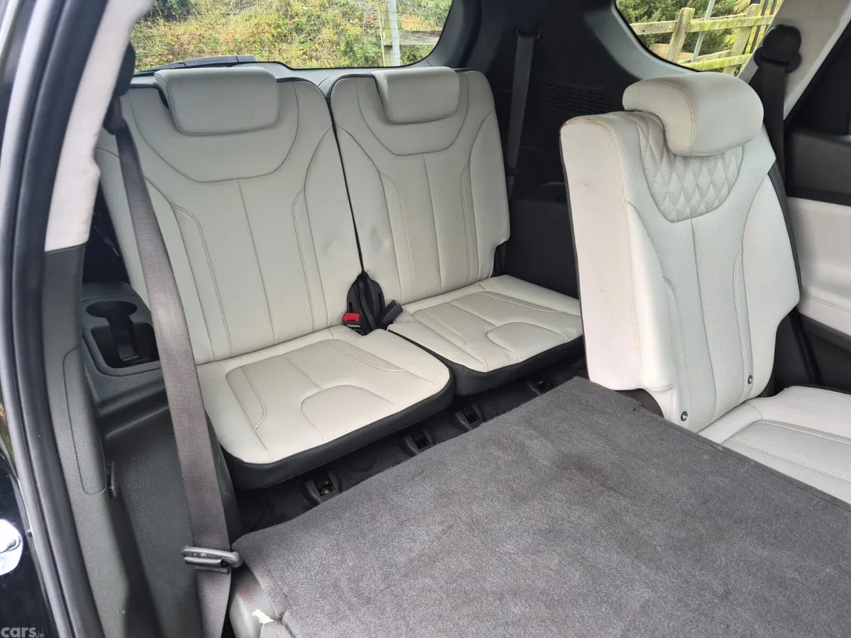 Hyundai Santa Fe SUV, Petrol Plug-in Hybrid, 2023, Black