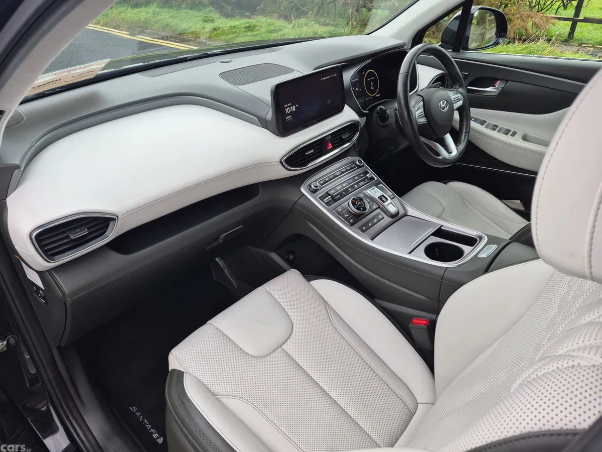Hyundai Santa Fe SUV, Petrol Plug-in Hybrid, 2023, Black