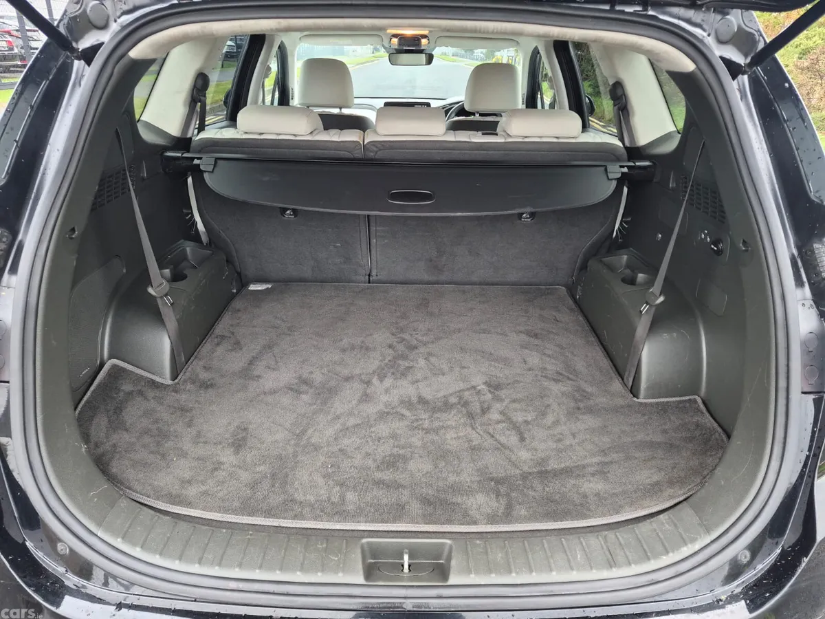 Hyundai Santa Fe SUV, Petrol Plug-in Hybrid, 2023, Black