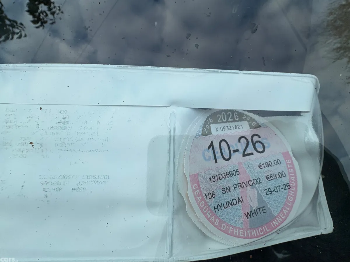 Hyundai i10 Hatchback, Petrol, 2013, White