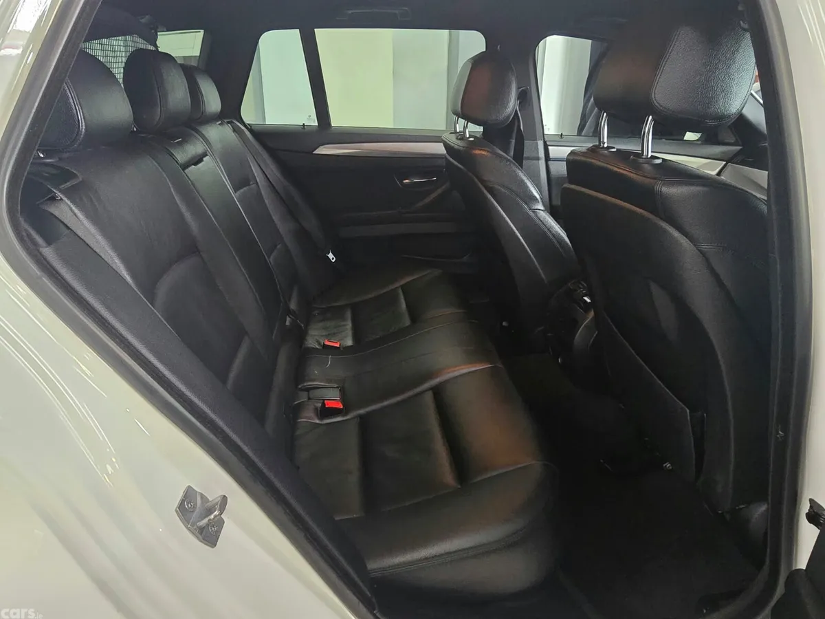 BMW 5-Series Estate, Diesel, 2014, White