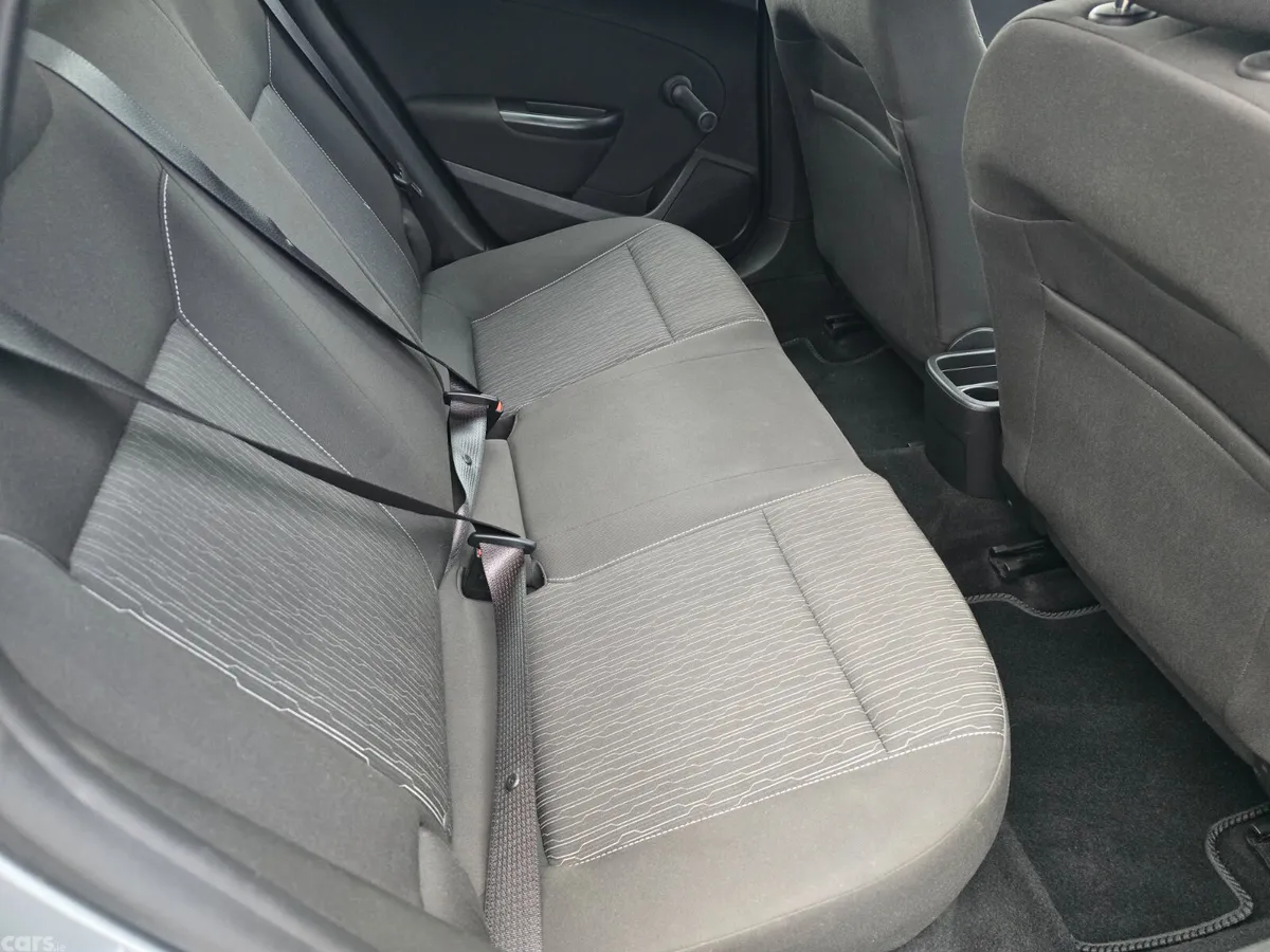 Opel Astra MPV, Petrol, 2013, Silver