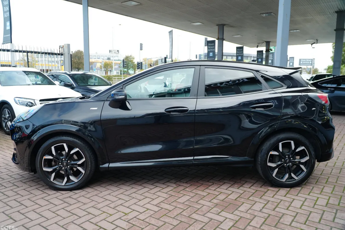 Ford Puma Hatchback, Petrol, 2021, Black