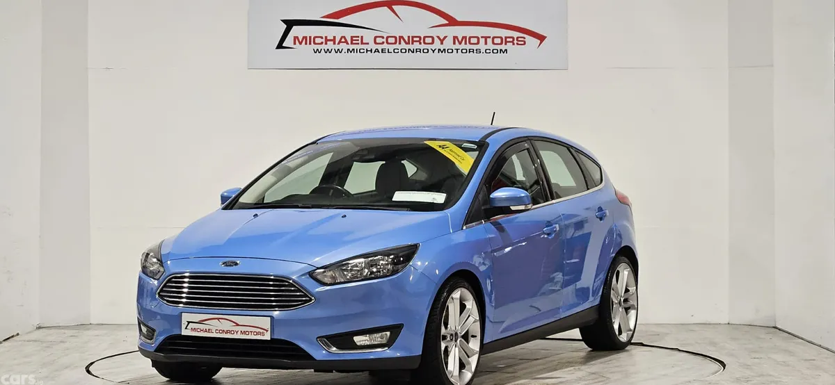 Ford Focus Hatchback, Petrol, 2016, Blue