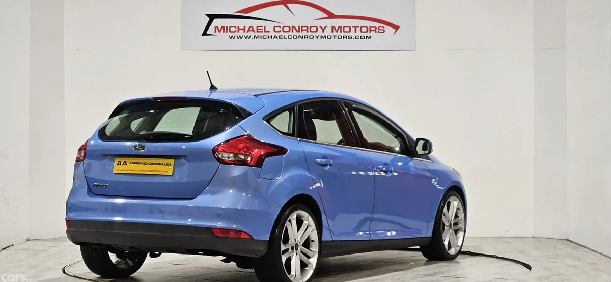 Ford Focus Hatchback, Petrol, 2016, Blue